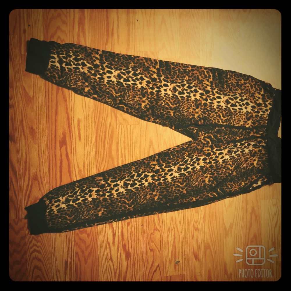 Sweat pants